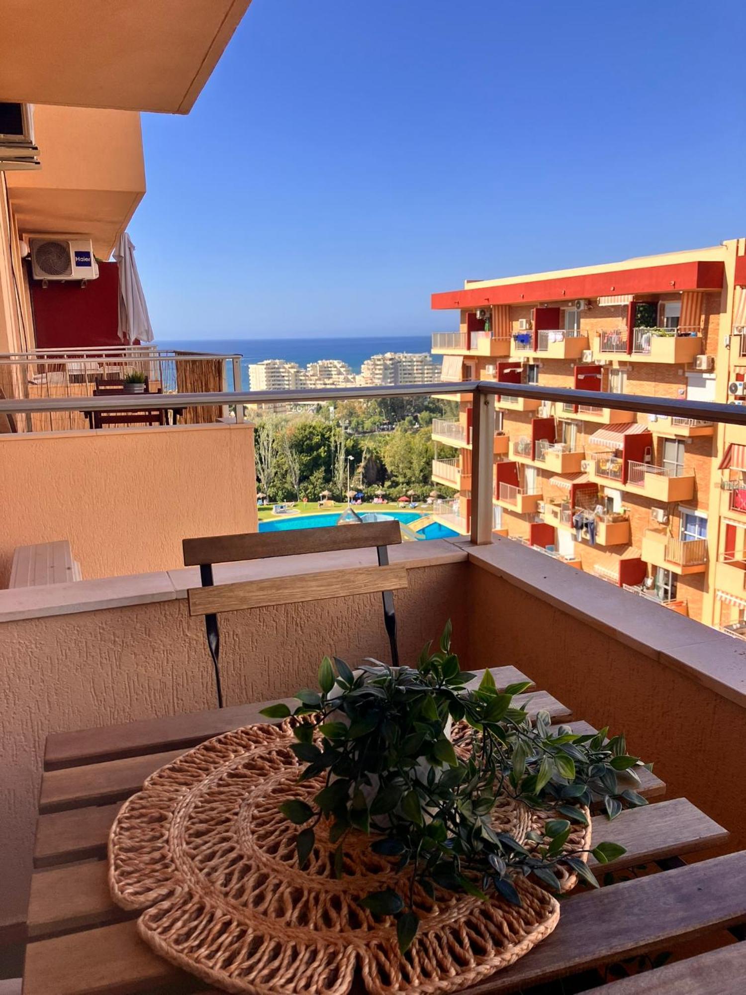 Bythewave Apartments Benalmádena Εξωτερικό φωτογραφία